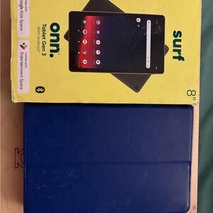 Onn Running 8" Tablet with Deep Blue Protective Cover